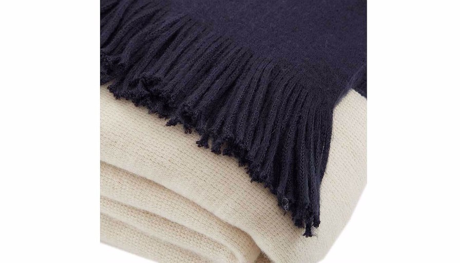 Accents Olliix | Stockholm Faux Cashmere Navy Throw