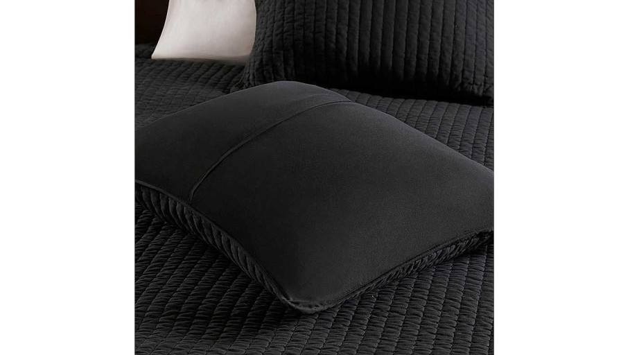 Accents Olliix | Keaton Black Reversible King Coverlet Set