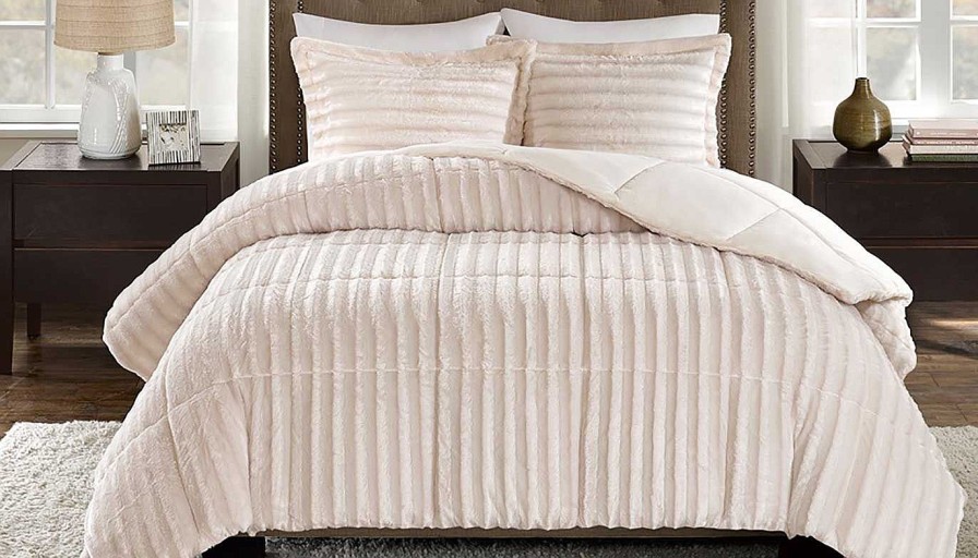 Accents Olliix | Duke Queen 3-Piece Comforter Set