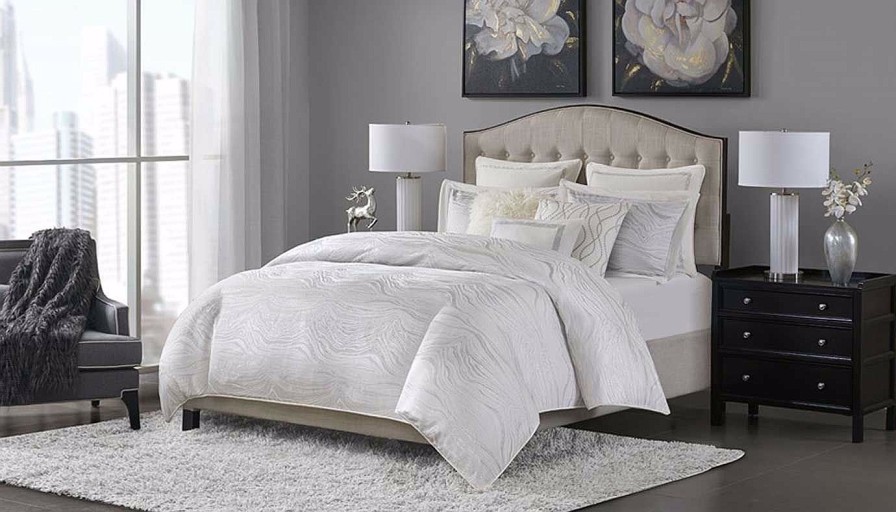 Accents Olliix | Hollywood Glam Comforter Set